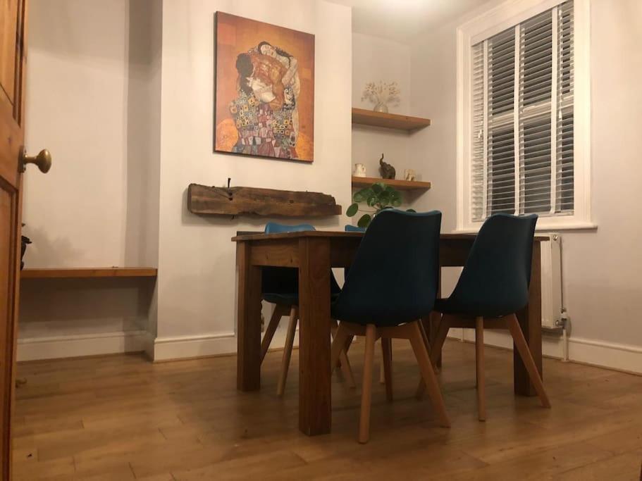 Gloucester Rd 2 Mins Away - Fab, New, Trendy House Bristol Zewnętrze zdjęcie