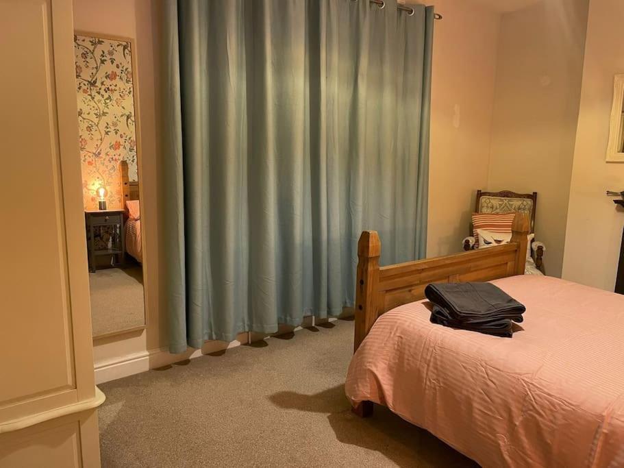 Gloucester Rd 2 Mins Away - Fab, New, Trendy House Bristol Zewnętrze zdjęcie